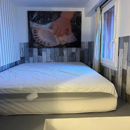 Le Tramontane ,Draps Et Serviettes Non Inclus Leucate Exterior photo